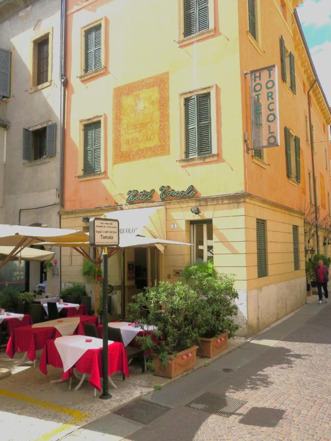 Hotel Torcolo "Residenze Del Cuore" Verona Bagian luar foto
