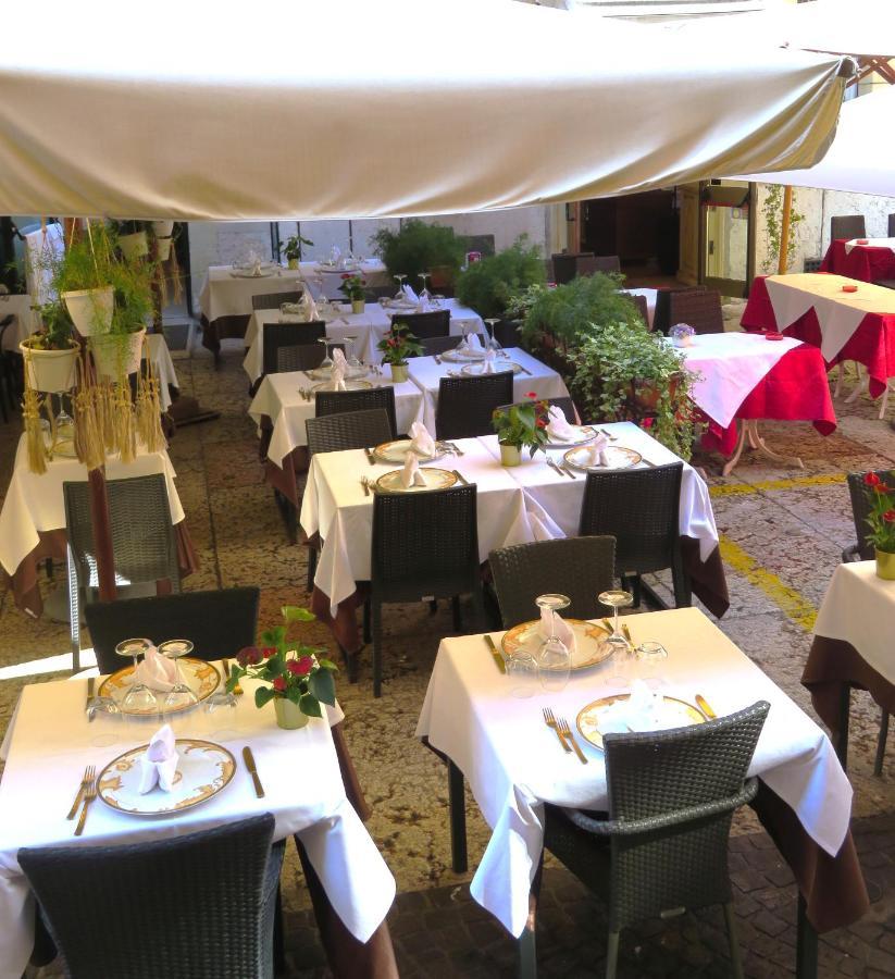 Hotel Torcolo "Residenze Del Cuore" Verona Bagian luar foto