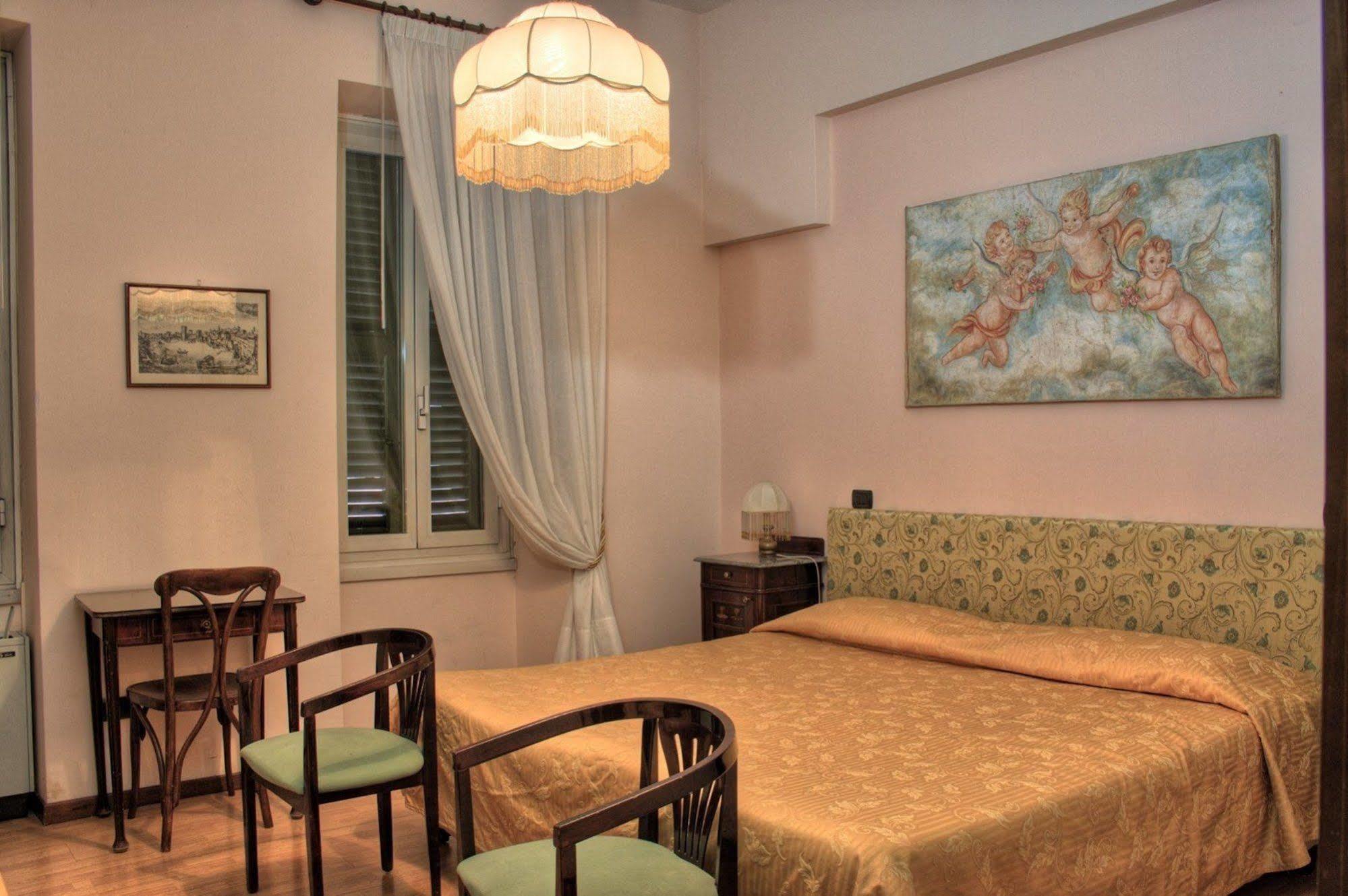 Hotel Torcolo "Residenze Del Cuore" Verona Bagian luar foto